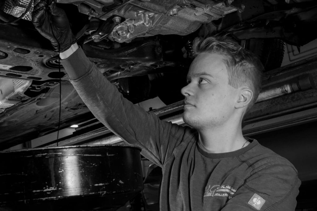 alg kfz design werkstatt taunusstein karosserie lackiererei 18